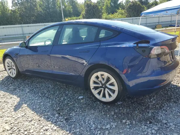 5YJ3E1EA4NF372309 2022 TESLA MODEL 3 - Image 2