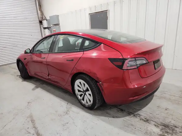 5YJ3E1EA4NF372567 2022 TESLA MODEL 3 - Image 2