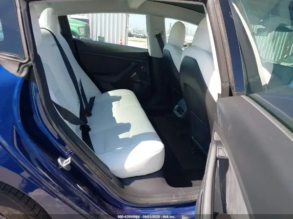 5YJ3E1EA4NF373346 2022 TESLA MODEL 3 - Image 8
