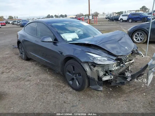 5YJ3E1EA4NF374433 2022 TESLA MODEL 3 - Image 1