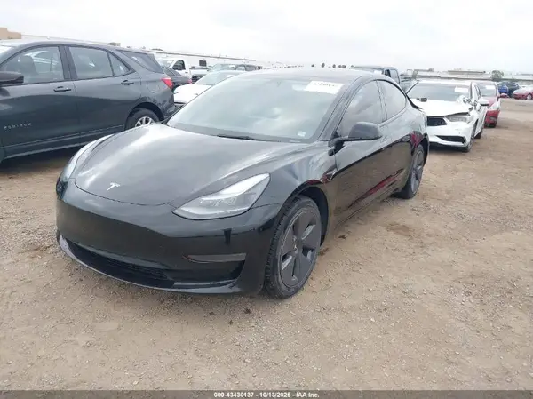 5YJ3E1EA4NF376652 2022 TESLA MODEL 3 - Image 2