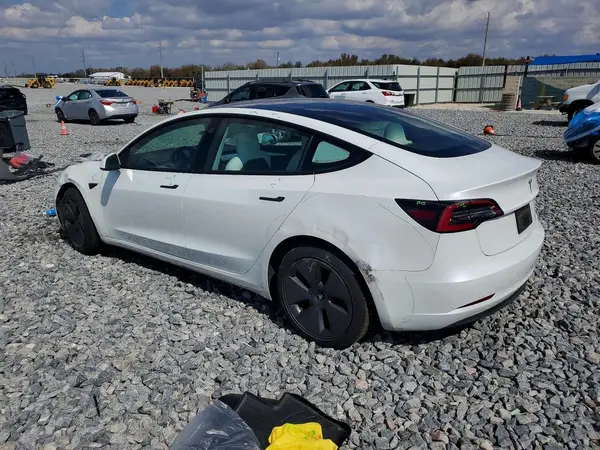 5YJ3E1EA4PF384916 2023 TESLA MODEL 3 - Image 2