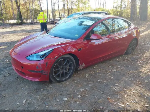 5YJ3E1EA4PF385578 2023 TESLA MODEL 3 - Image 2