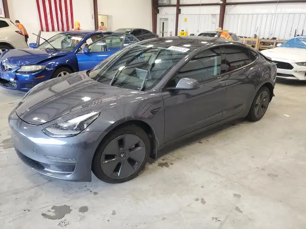 5YJ3E1EA4PF398346 2023 TESLA MODEL 3 - Image 1
