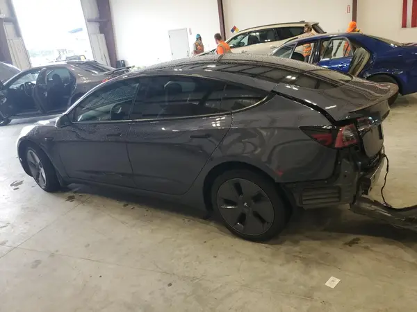 5YJ3E1EA4PF398346 2023 TESLA MODEL 3 - Image 2