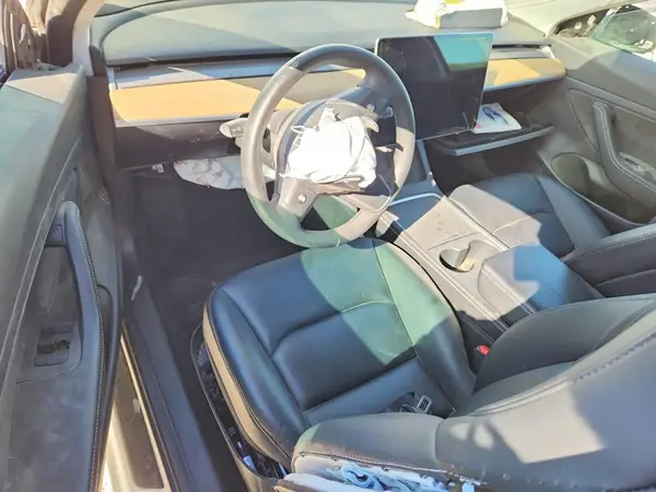 5YJ3E1EA4PF398699 2023 TESLA MODEL 3 - Image 8