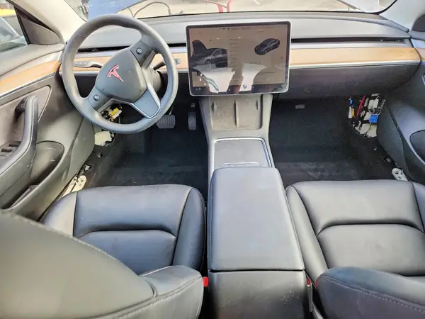 5YJ3E1EA4PF399710 2023 TESLA MODEL 3 - Image 8