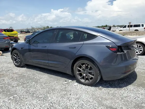 5YJ3E1EA4PF401522 2023 TESLA MODEL 3 - Image 2