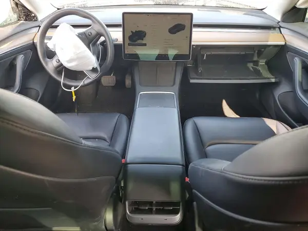 5YJ3E1EA4PF403951 2023 TESLA MODEL 3 - Image 8
