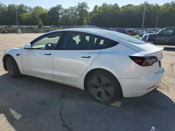 5YJ3E1EA4PF404095 2023 TESLA MODEL 3 - Image 2