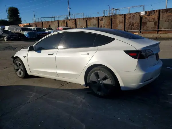 5YJ3E1EA4PF407966 2023 TESLA MODEL 3 - Image 2