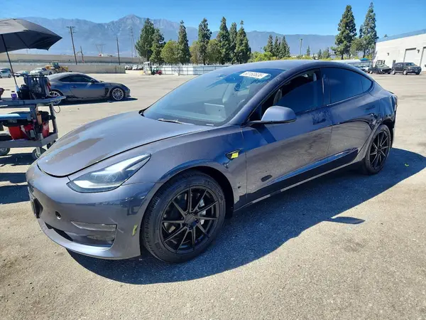 5YJ3E1EA4PF409216 2023 TESLA MODEL 3 - Image 1