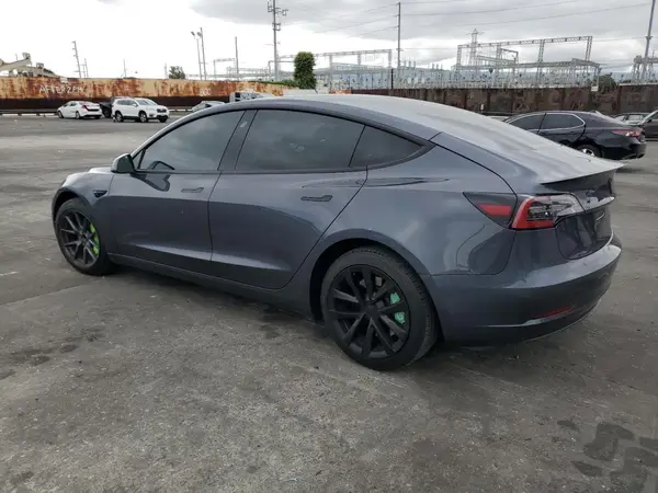5YJ3E1EA4PF409796 2023 TESLA MODEL 3 - Image 2