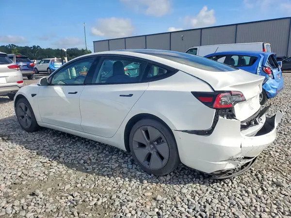 5YJ3E1EA4PF410737 2023 TESLA MODEL 3 - Image 2