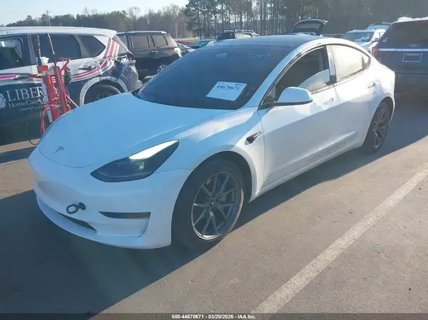 5YJ3E1EA4PF411466 2023 TESLA MODEL 3 - Image 2