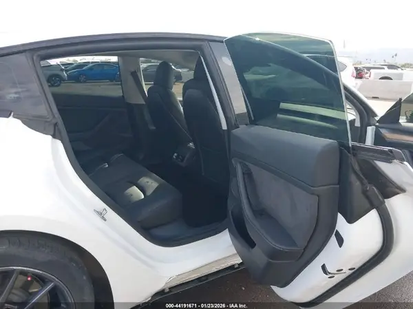 5YJ3E1EA4PF417395 2023 TESLA MODEL 3 - Image 8