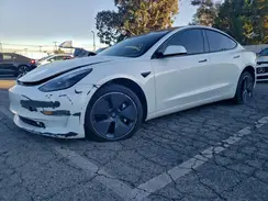 5YJ3E1EA4PF421978 2023 TESLA MODEL 3