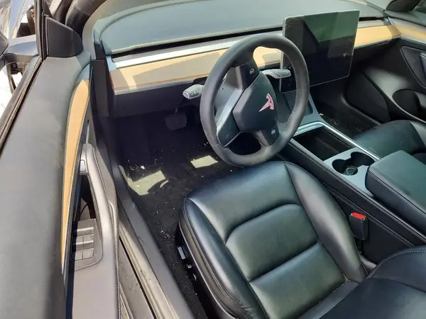 5YJ3E1EA4PF421995 2023 TESLA MODEL 3 - Image 8