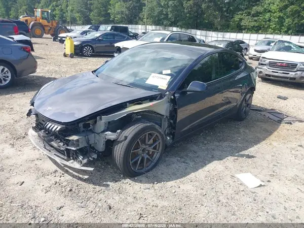 5YJ3E1EA4PF424573 2023 TESLA MODEL 3 - Image 2
