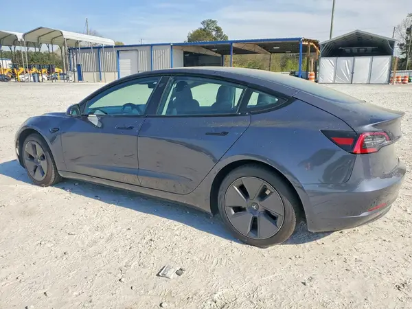 5YJ3E1EA4PF428283 2023 TESLA MODEL 3 - Image 2
