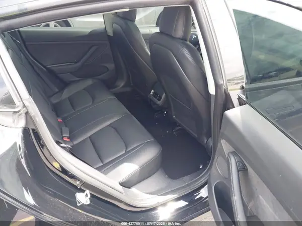 5YJ3E1EA4PF428641 2023 TESLA MODEL 3 - Image 8