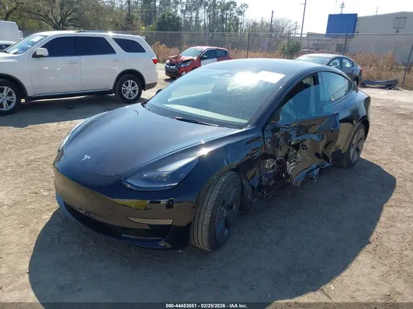 5YJ3E1EA4PF430678 2023 TESLA MODEL 3 - Image 2