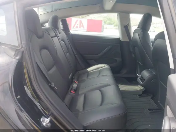 5YJ3E1EA4PF431023 2023 TESLA MODEL 3 - Image 8