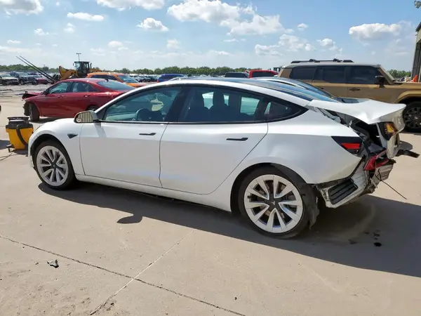 5YJ3E1EA4PF434147 2023 TESLA MODEL 3 - Image 2