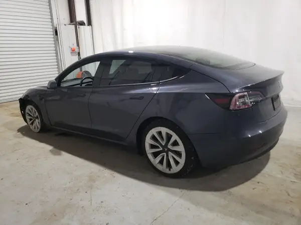 5YJ3E1EA4PF436397 2023 TESLA MODEL 3 - Image 2