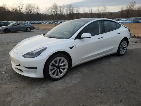 5YJ3E1EA4PF437386 2023 TESLA MODEL 3 - Image 1