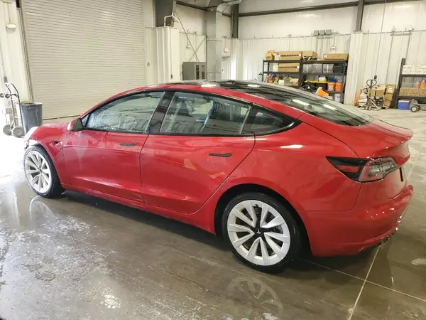 5YJ3E1EA4PF437906 2023 TESLA MODEL 3 - Image 2
