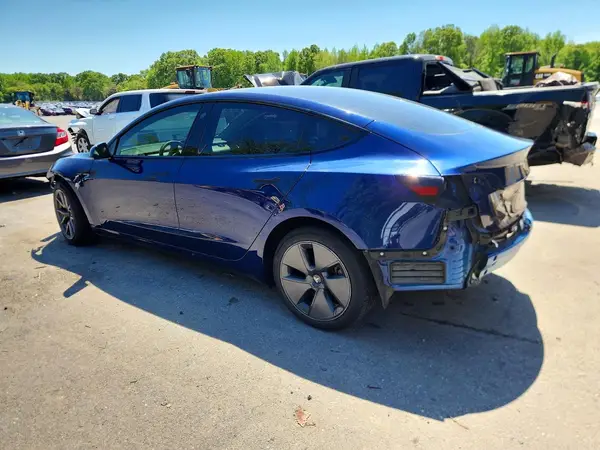 5YJ3E1EA4PF447528 2023 TESLA MODEL 3 - Image 2
