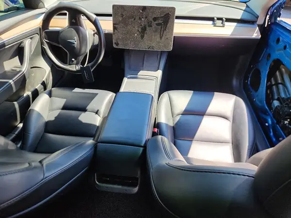 5YJ3E1EA4PF447528 2023 TESLA MODEL 3 - Image 8