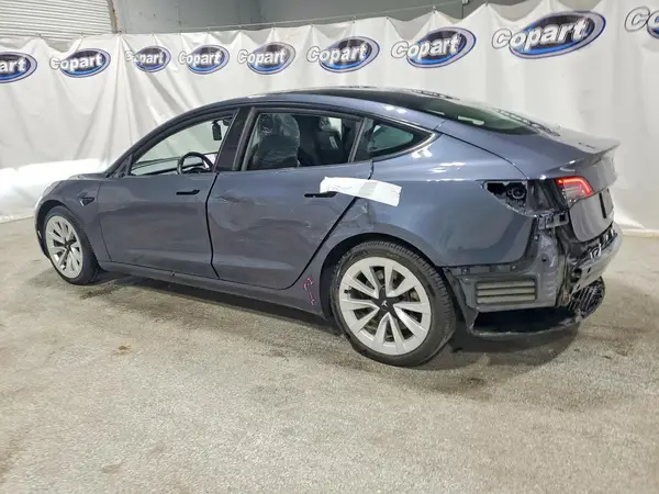 5YJ3E1EA4PF448369 2023 TESLA MODEL 3 - Image 2