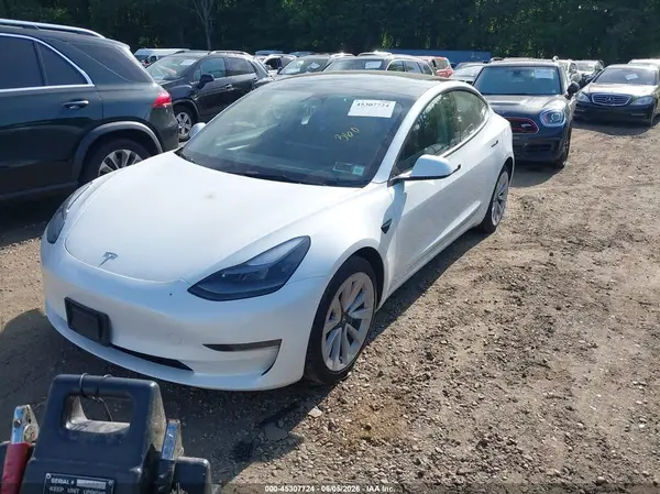 5YJ3E1EA4PF448761 2023 TESLA MODEL 3 - Image 2