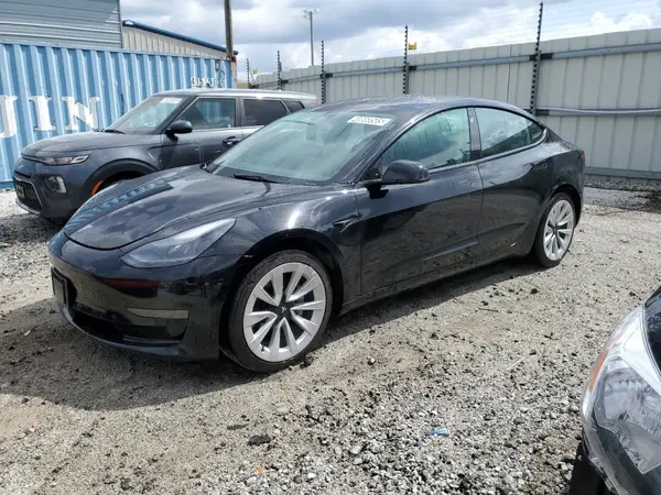 5YJ3E1EA4PF449196 2023 TESLA MODEL 3 - Image 1
