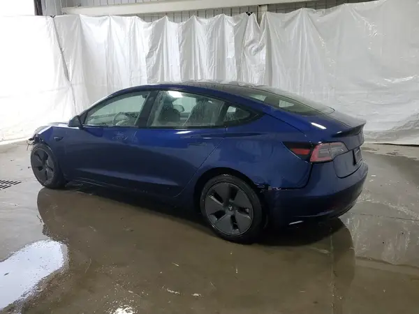 5YJ3E1EA4PF451496 2023 TESLA MODEL 3 - Image 2
