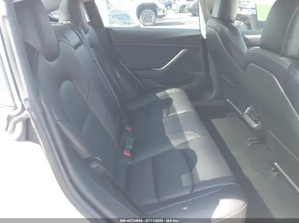 5YJ3E1EA4PF453359 2023 TESLA MODEL 3 - Image 8