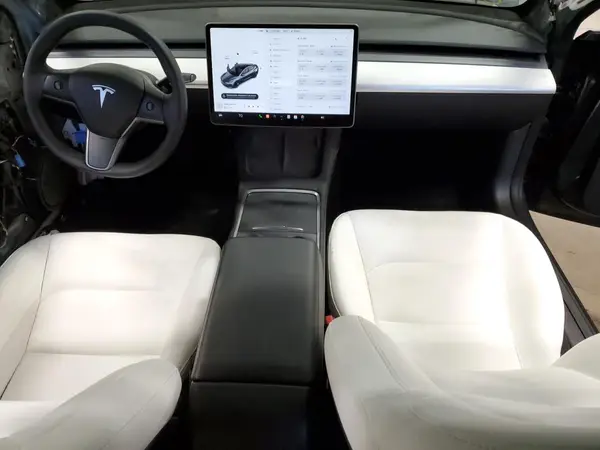 5YJ3E1EA4PF453975 2023 TESLA MODEL 3 - Image 8