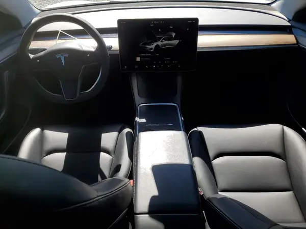 5YJ3E1EA4PF459811 2023 TESLA MODEL 3 - Image 8