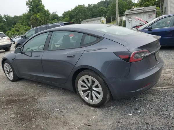5YJ3E1EA4PF465172 2023 TESLA MODEL 3 - Image 2