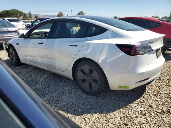 5YJ3E1EA4PF468248 2023 TESLA MODEL 3 - Image 2