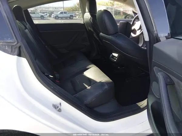 5YJ3E1EA4PF472252 2023 TESLA MODEL 3 - Image 8