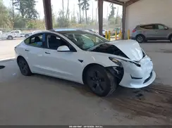 5YJ3E1EA4PF475474 2023 TESLA MODEL 3