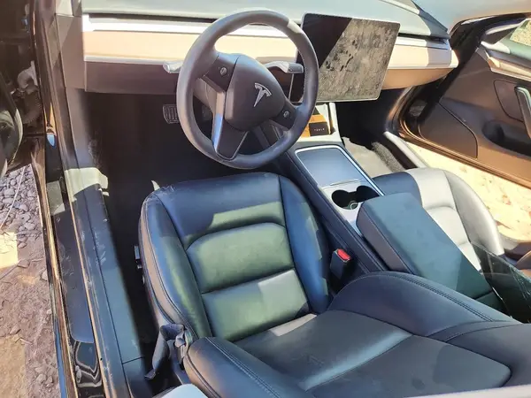 5YJ3E1EA4PF476561 2023 TESLA MODEL 3 - Image 8