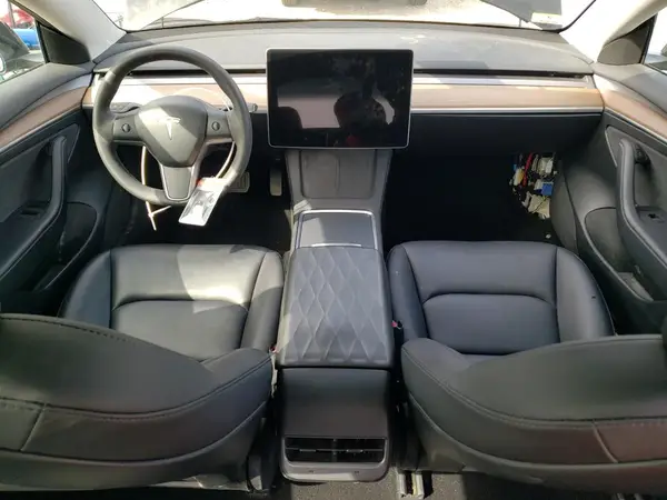 5YJ3E1EA4PF479685 2023 TESLA MODEL 3 - Image 8