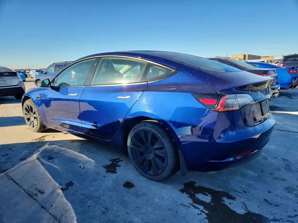 5YJ3E1EA4PF481548 2023 TESLA MODEL 3 - Image 2