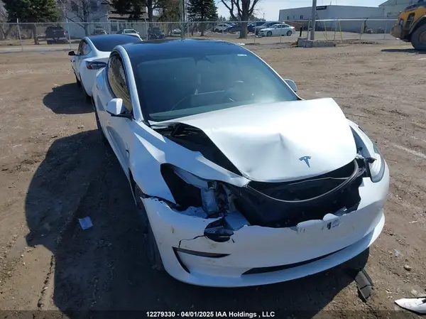5YJ3E1EA4PF482845 2023 TESLA MODEL 3 - Image 1