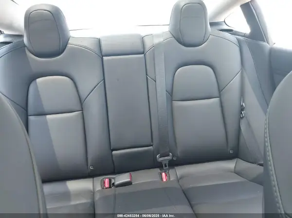 5YJ3E1EA4PF485681 2023 TESLA MODEL 3 - Image 8
