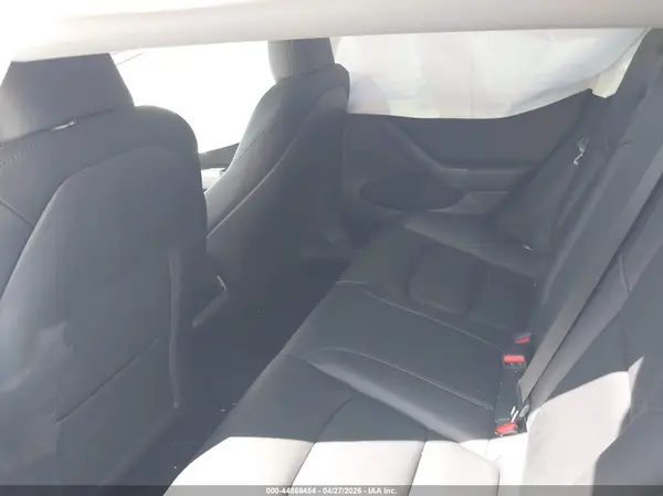 5YJ3E1EA4PF486099 2023 TESLA MODEL 3 - Image 8